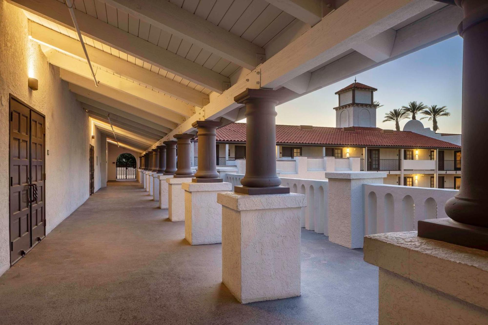 Embassy Suites By Hilton Palm Desert Exterior foto